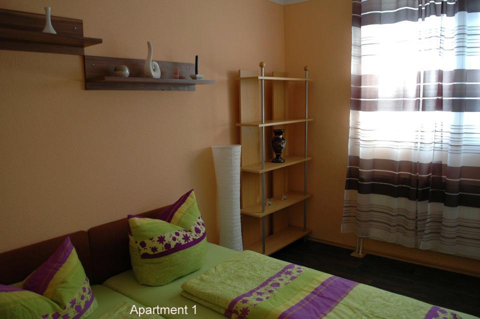 Monteur - Budget Apartments Freital Ngoại thất bức ảnh